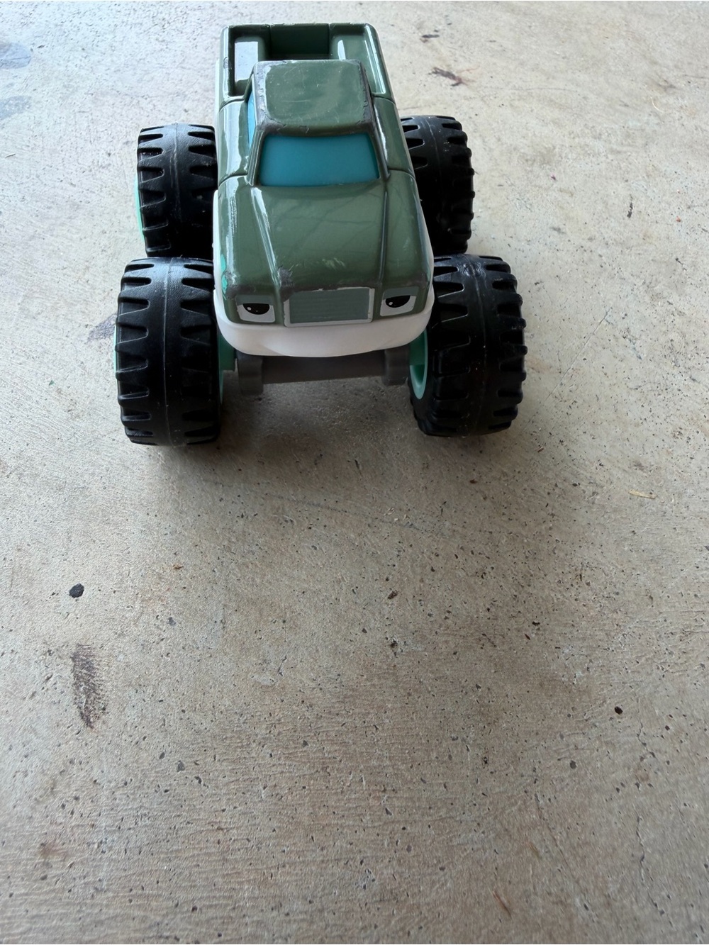 RARE Blaze & the Monster Machines Diecast Race Car Rudy - Picture 5 of 6